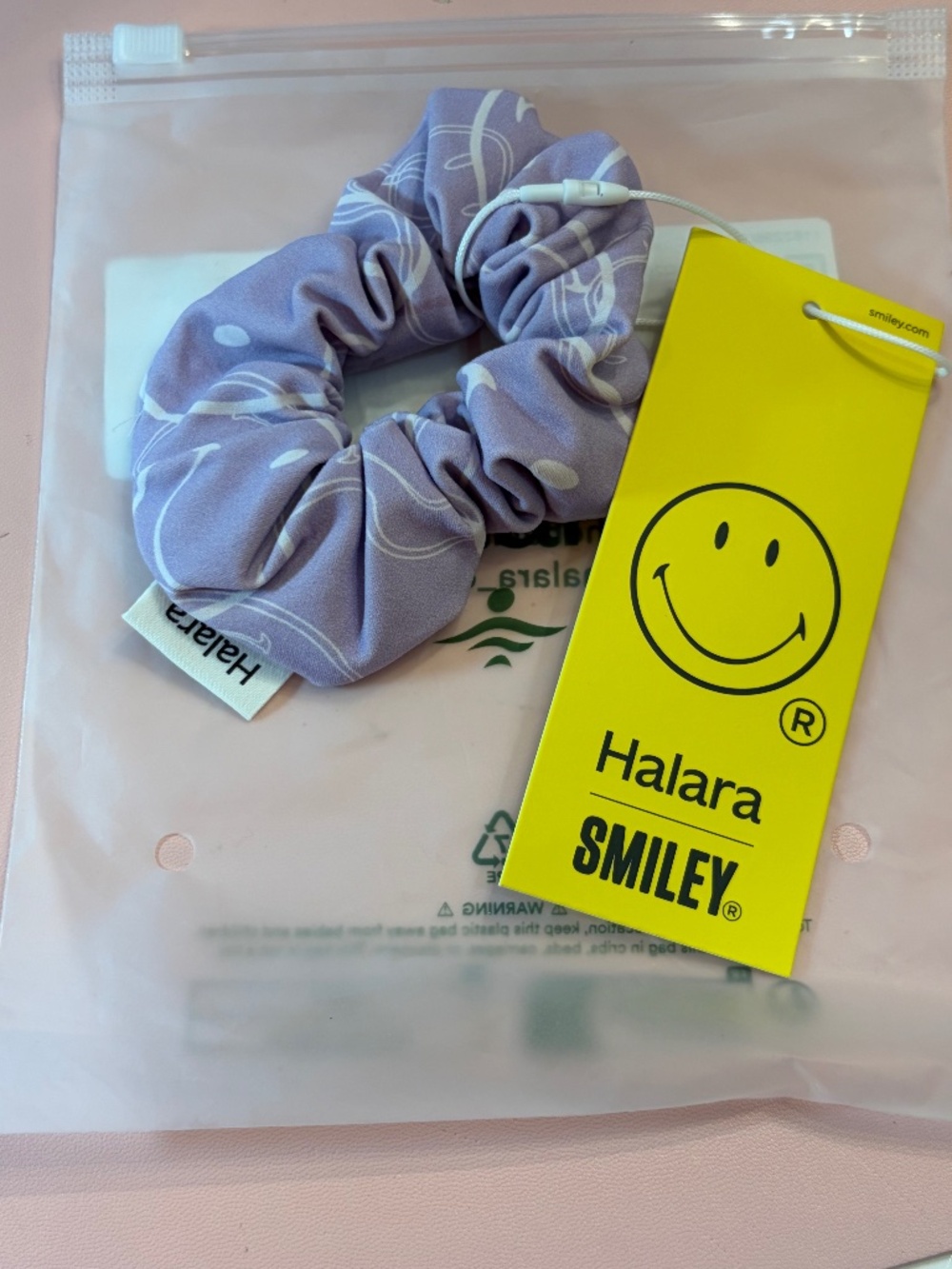 Halara Smiley Face Scrunchie